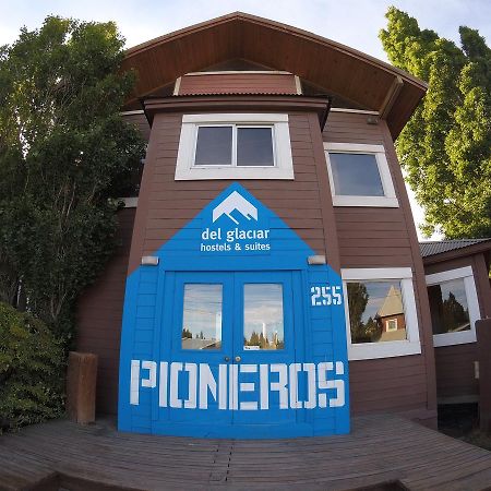 Hostel Los Pioneros El Calafate Luaran gambar