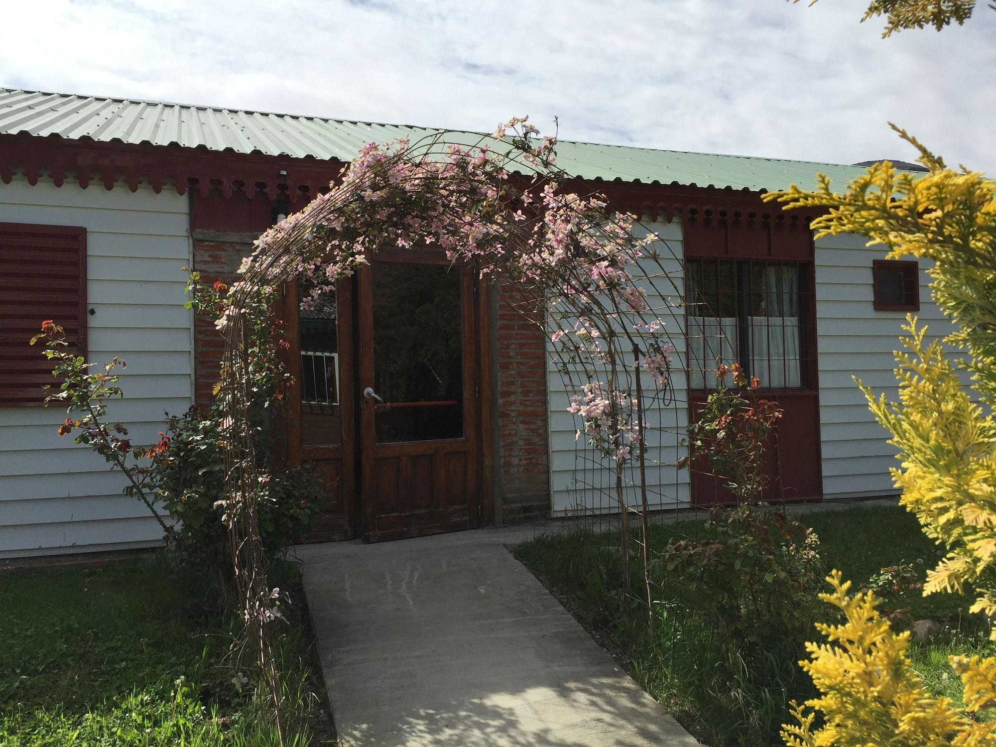 Hostel Los Pioneros El Calafate Luaran gambar