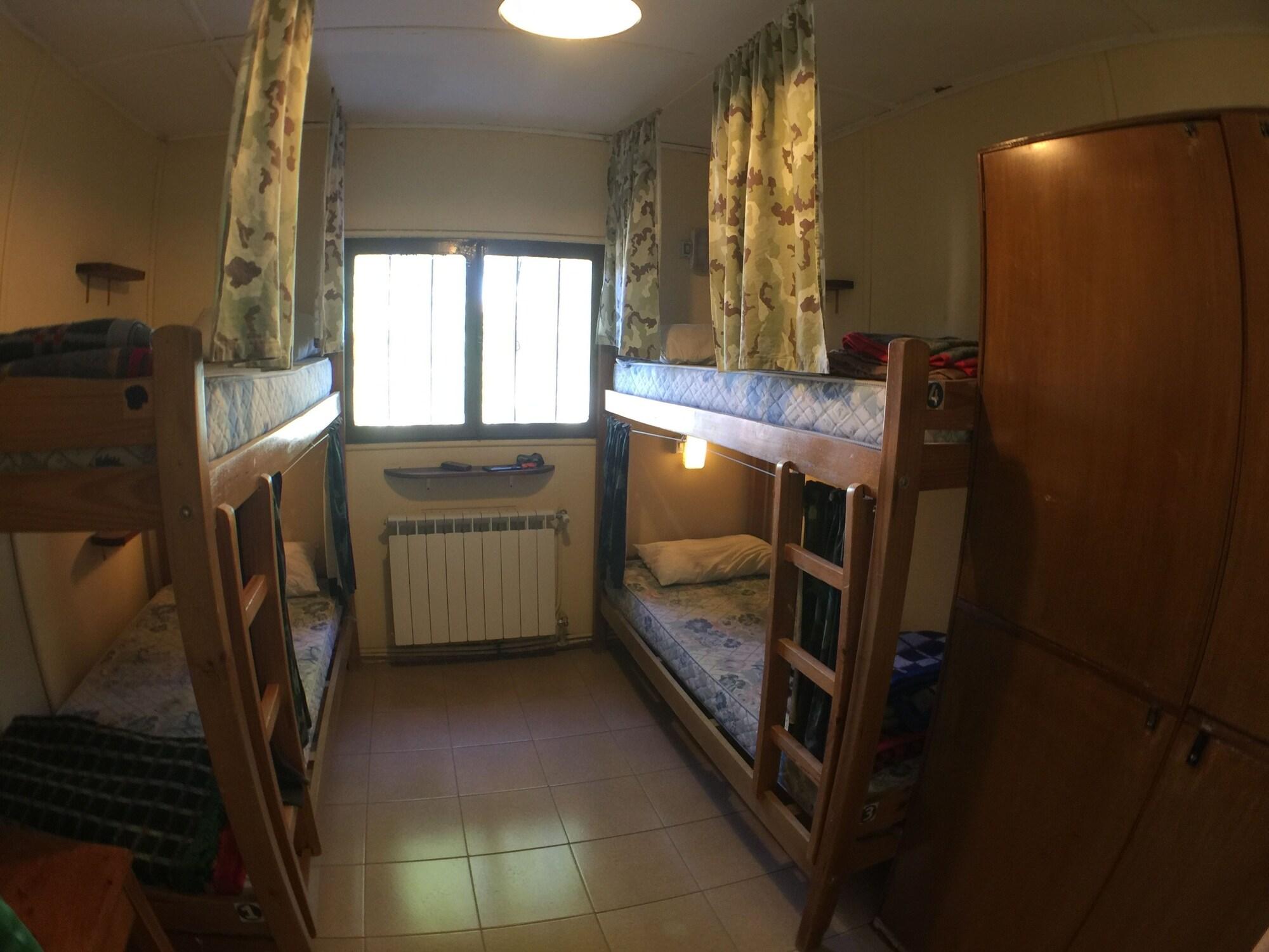Hostel Los Pioneros El Calafate Luaran gambar