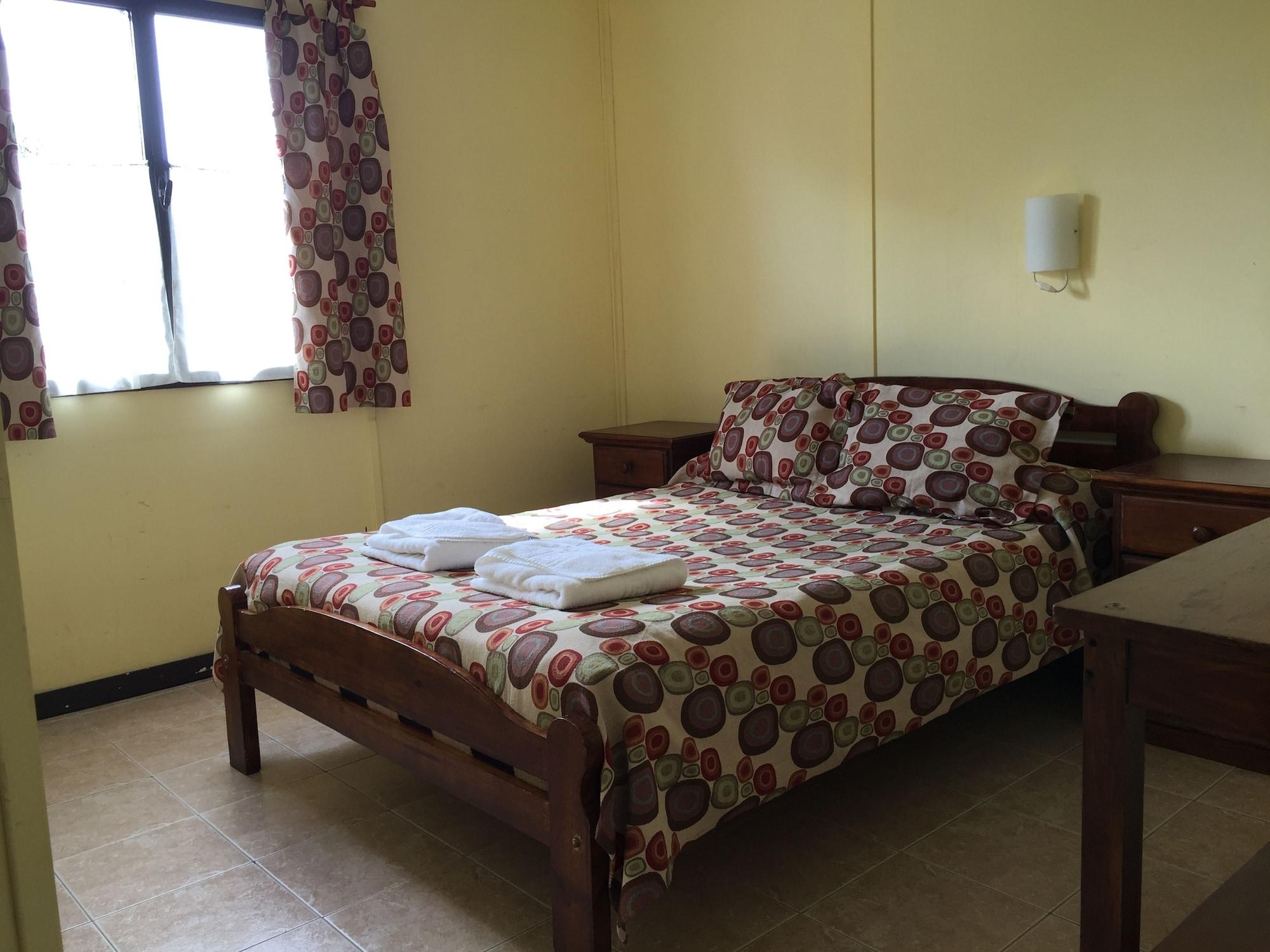 Hostel Los Pioneros El Calafate Luaran gambar
