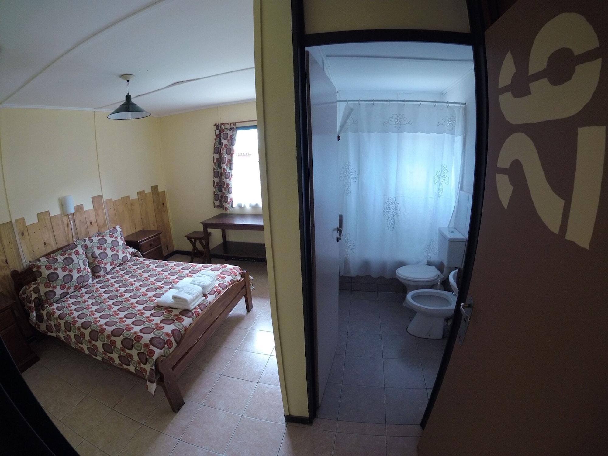 Hostel Los Pioneros El Calafate Luaran gambar