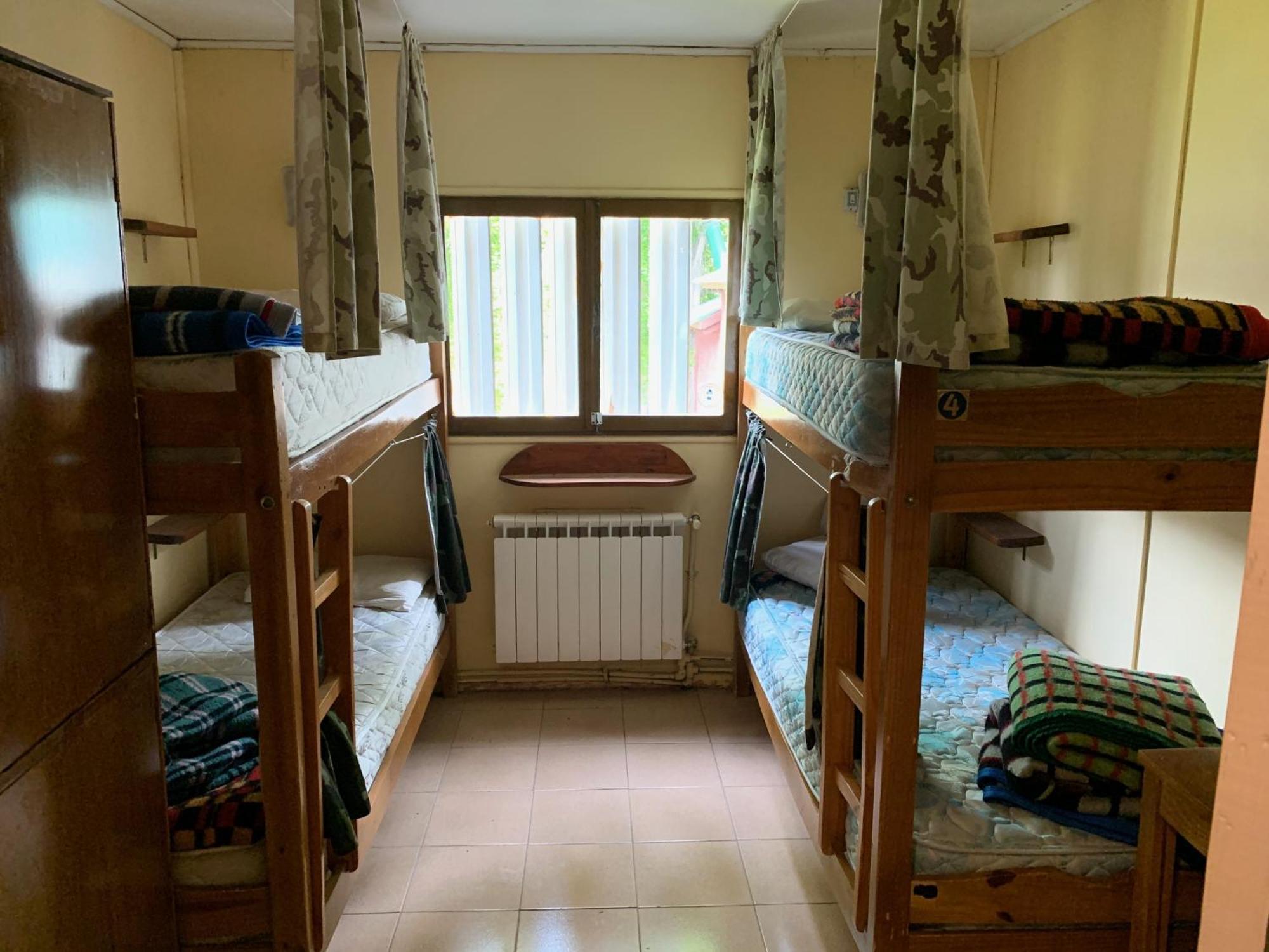 Hostel Los Pioneros El Calafate Bilik gambar