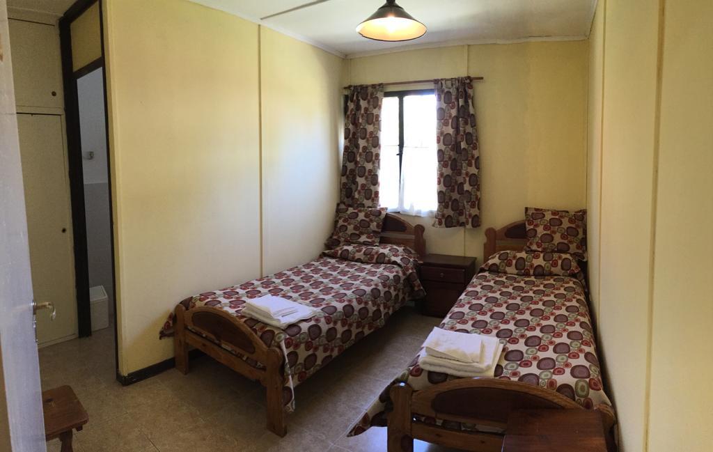 Hostel Los Pioneros El Calafate Bilik gambar