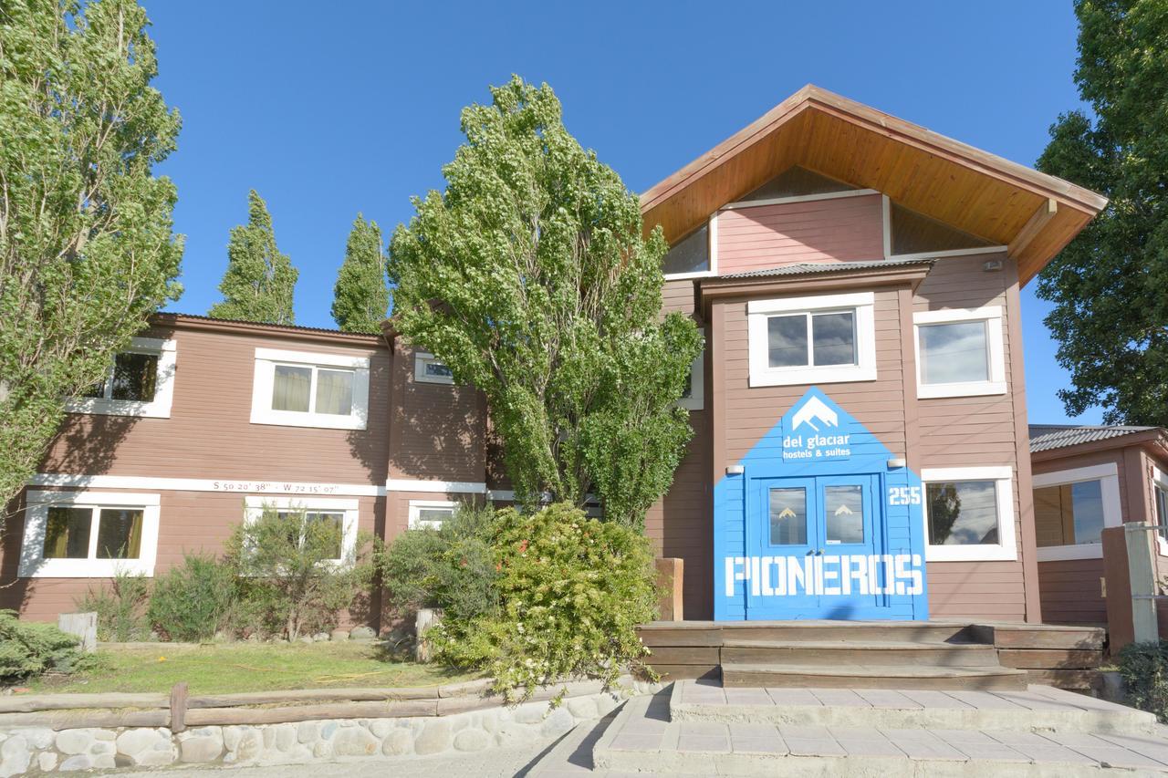 Hostel Los Pioneros El Calafate Luaran gambar