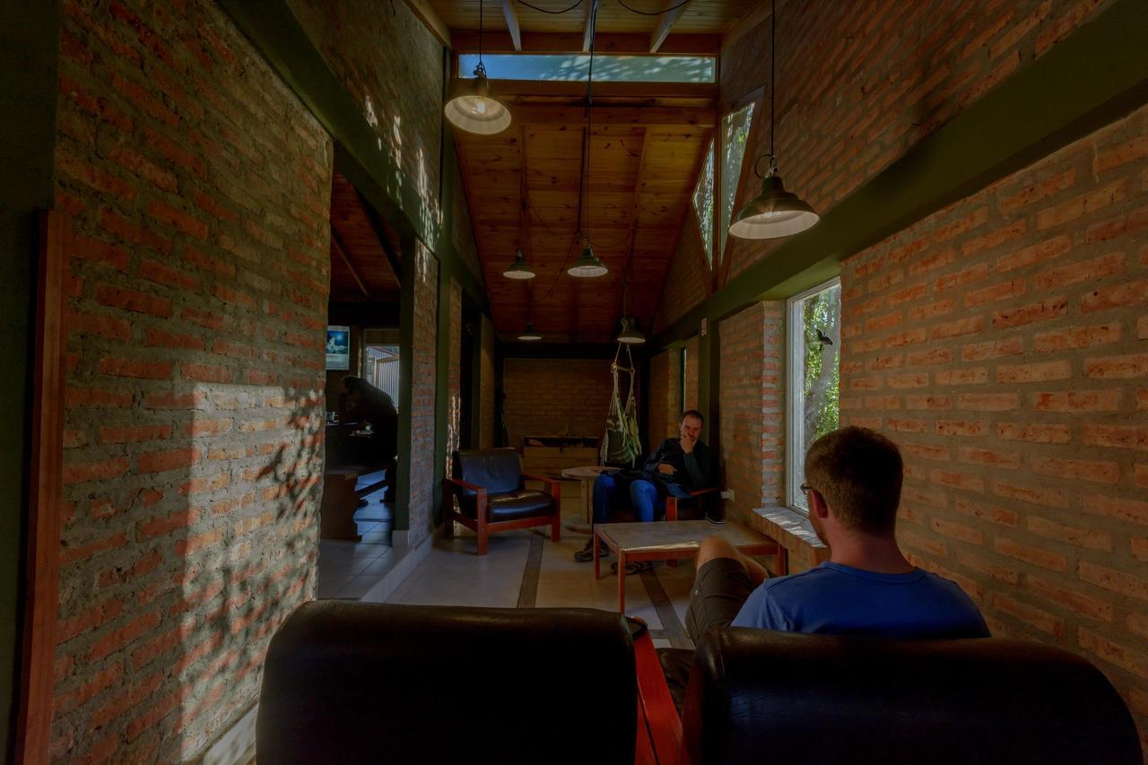 Hostel Los Pioneros El Calafate Luaran gambar