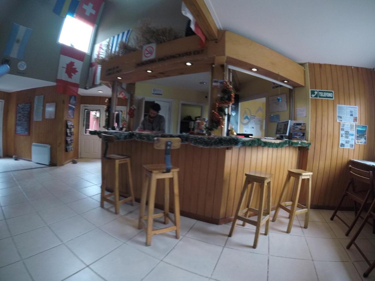 Hostel Los Pioneros El Calafate Luaran gambar
