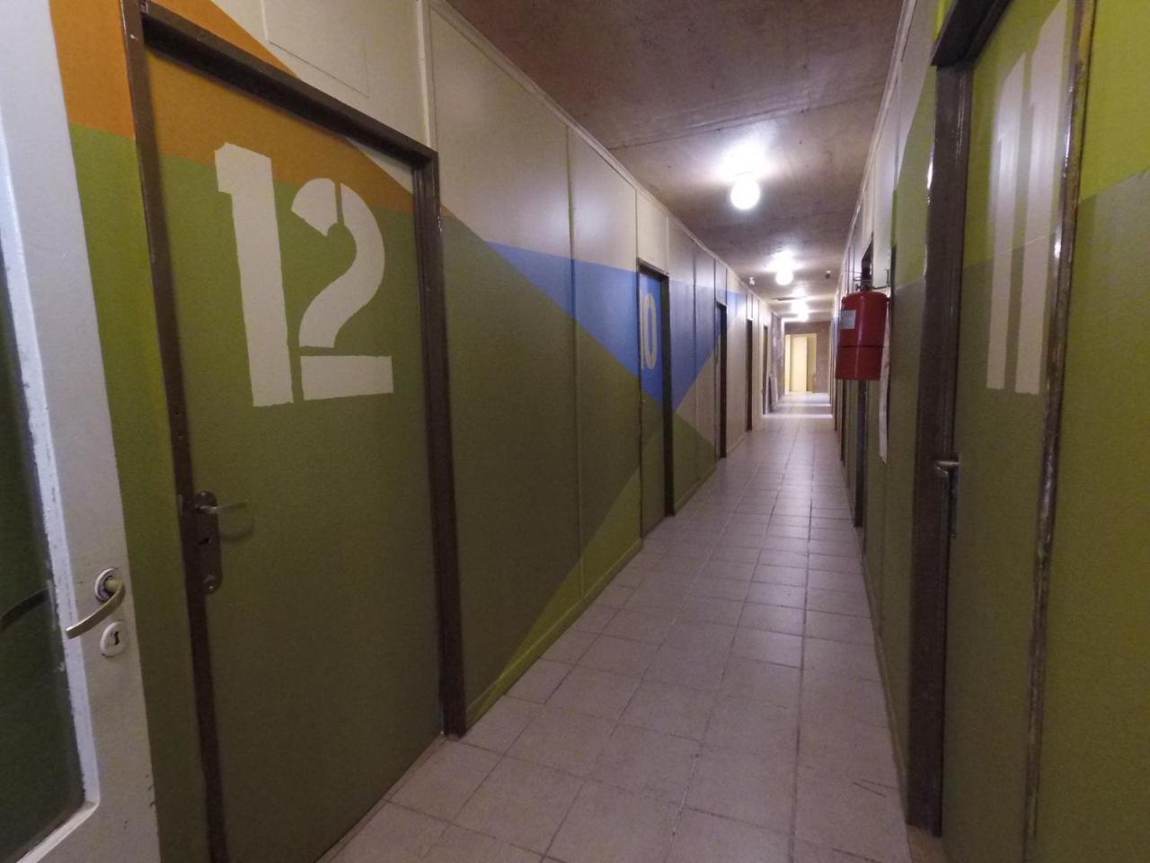 Hostel Los Pioneros El Calafate Luaran gambar